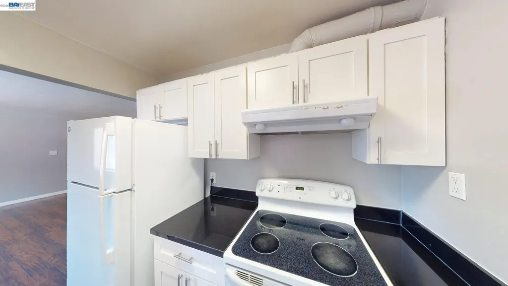 3502 Brookdale Avenue Oakland CA 94619