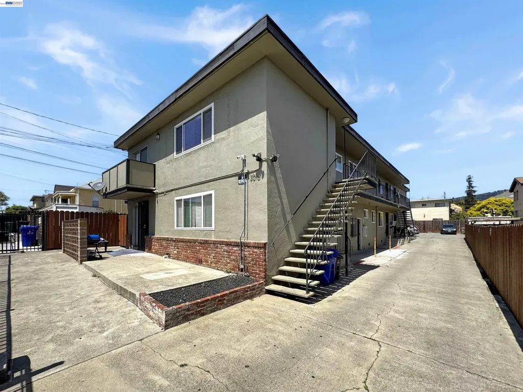 3016 Brookdale Avenue Oakland CA 94602