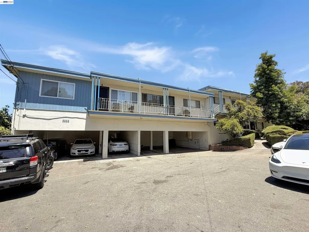 2858 Brookdale Avenue Oakland CA 94602