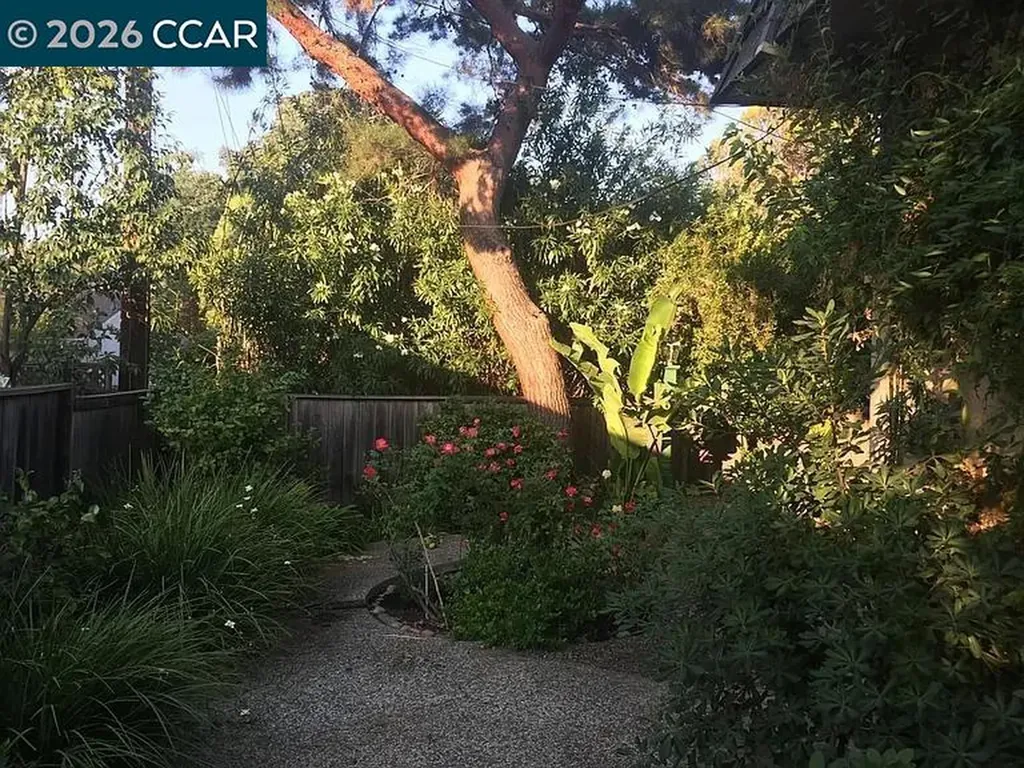 1952 Oak Grove Road Walnut Creek CA 94598