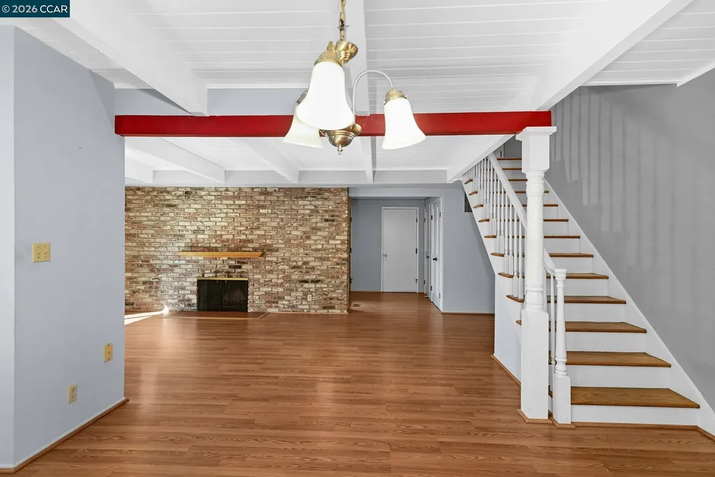 1952 Oak Grove Road Walnut Creek CA 94598