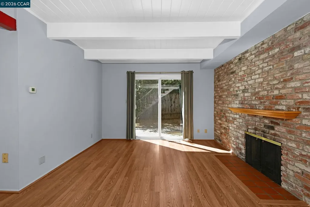 1952 Oak Grove Road Walnut Creek CA 94598