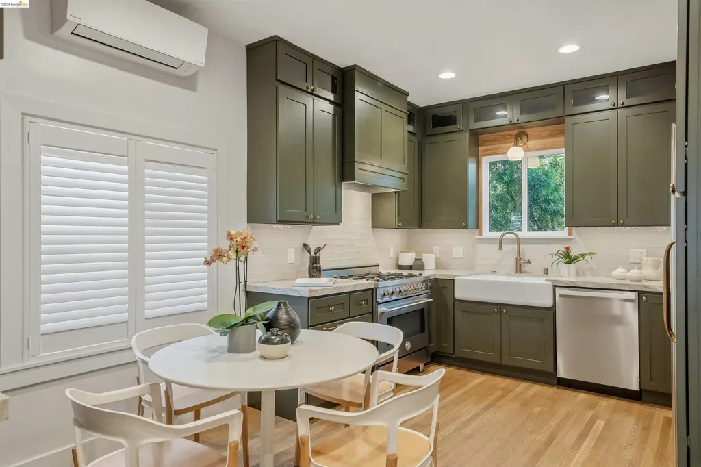 2635 Mathews Street Berkeley CA 94702