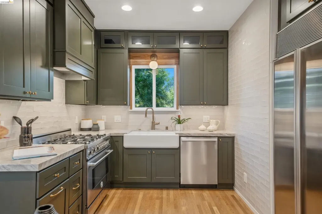 2635 Mathews Street Berkeley CA 94702