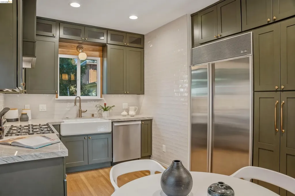 2635 Mathews Street Berkeley CA 94702