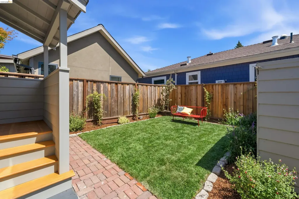 2635 Mathews Street Berkeley CA 94702