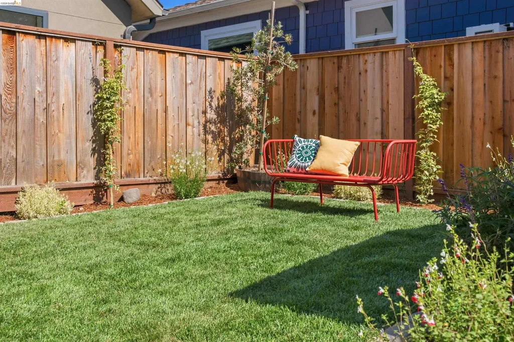 2635 Mathews Street Berkeley CA 94702
