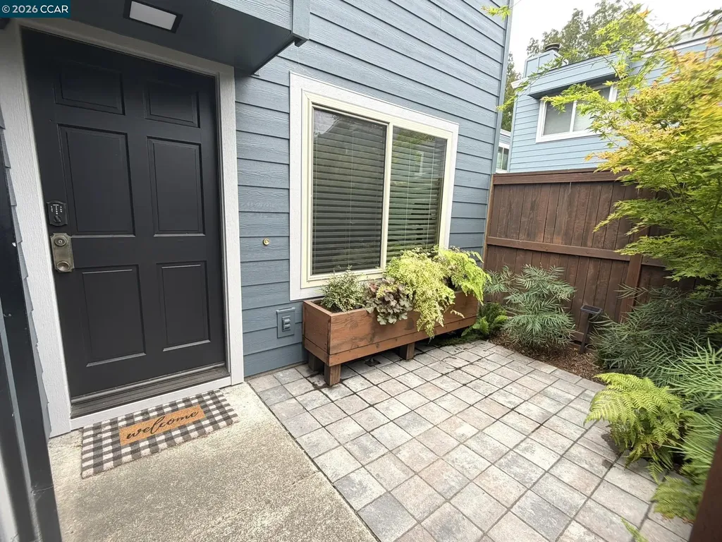 1290 Honey Trail Walnut Creek CA 94597