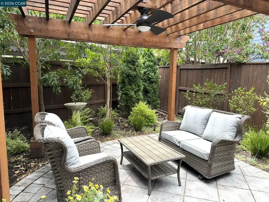 1290 Honey Trail Walnut Creek CA 94597