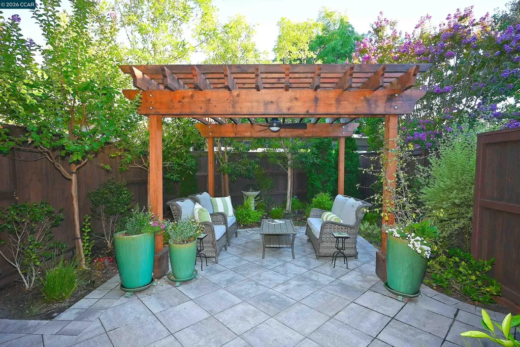 1290 Honey Trail Walnut Creek CA 94597