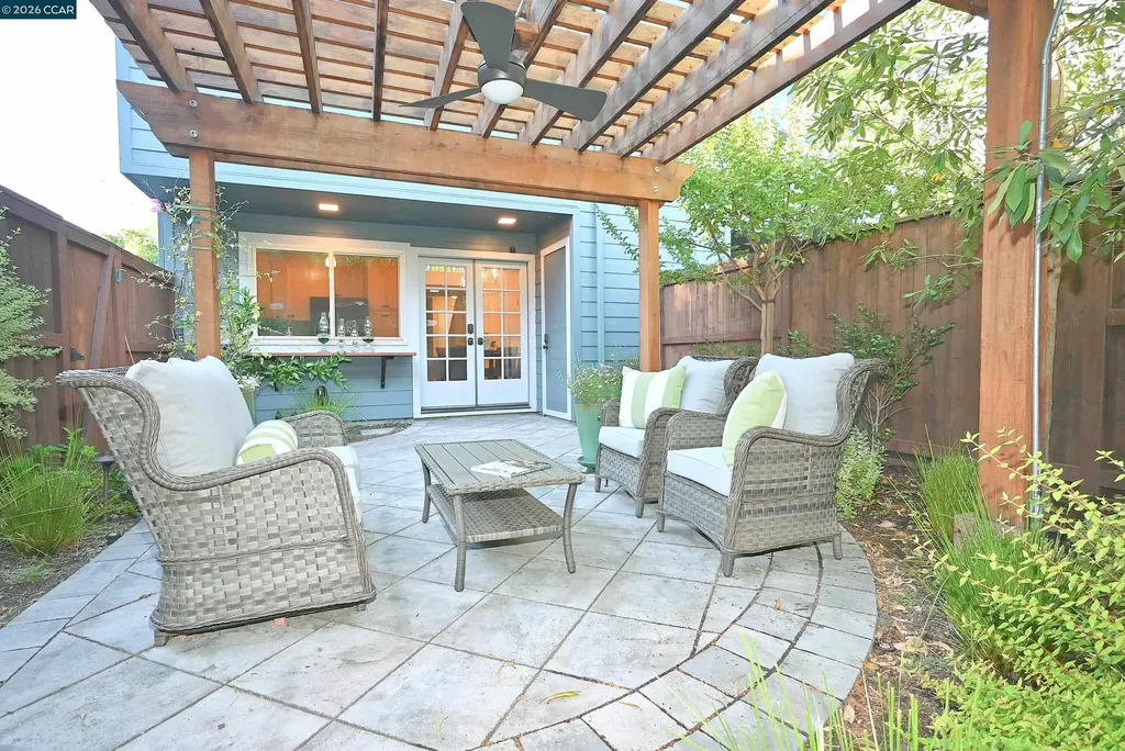 1290 Honey Trail Walnut Creek CA 94597