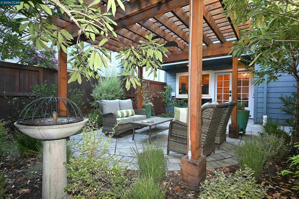 1290 Honey Trail Walnut Creek CA 94597