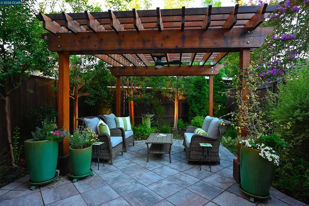 1290 Honey Trail Walnut Creek CA 94597