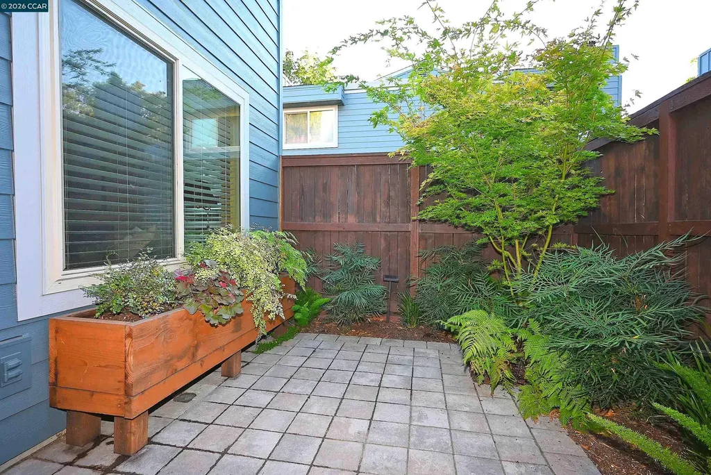 1290 Honey Trail Walnut Creek CA 94597