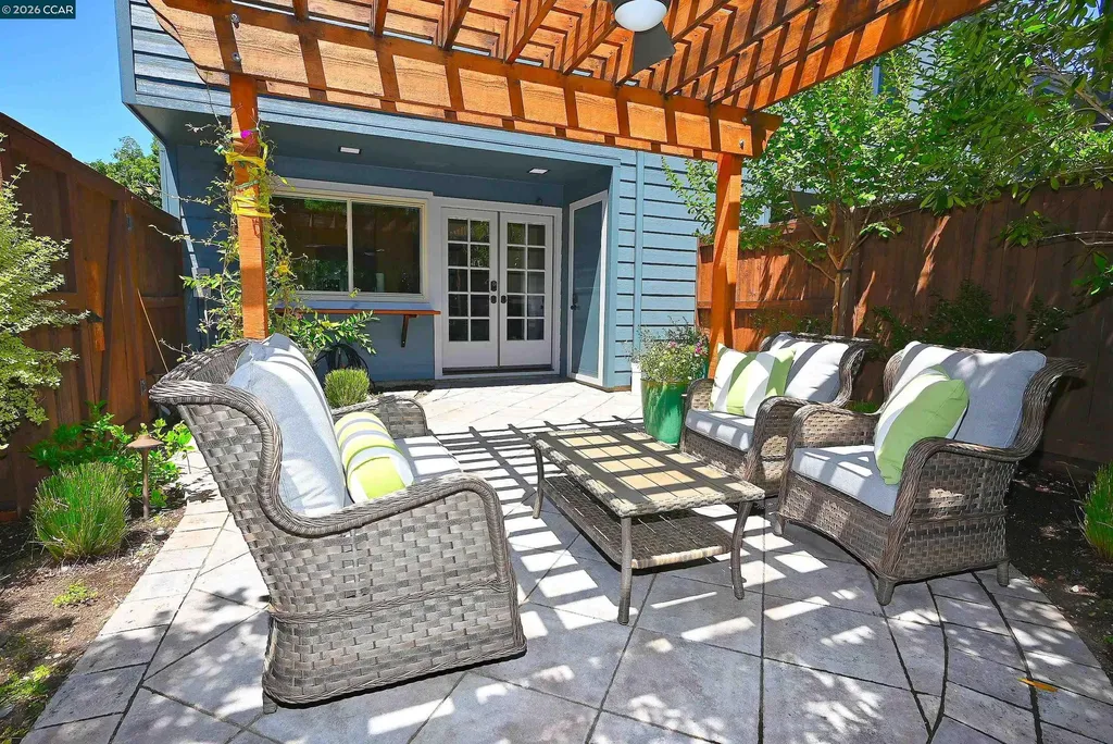 1290 Honey Trail Walnut Creek CA 94597