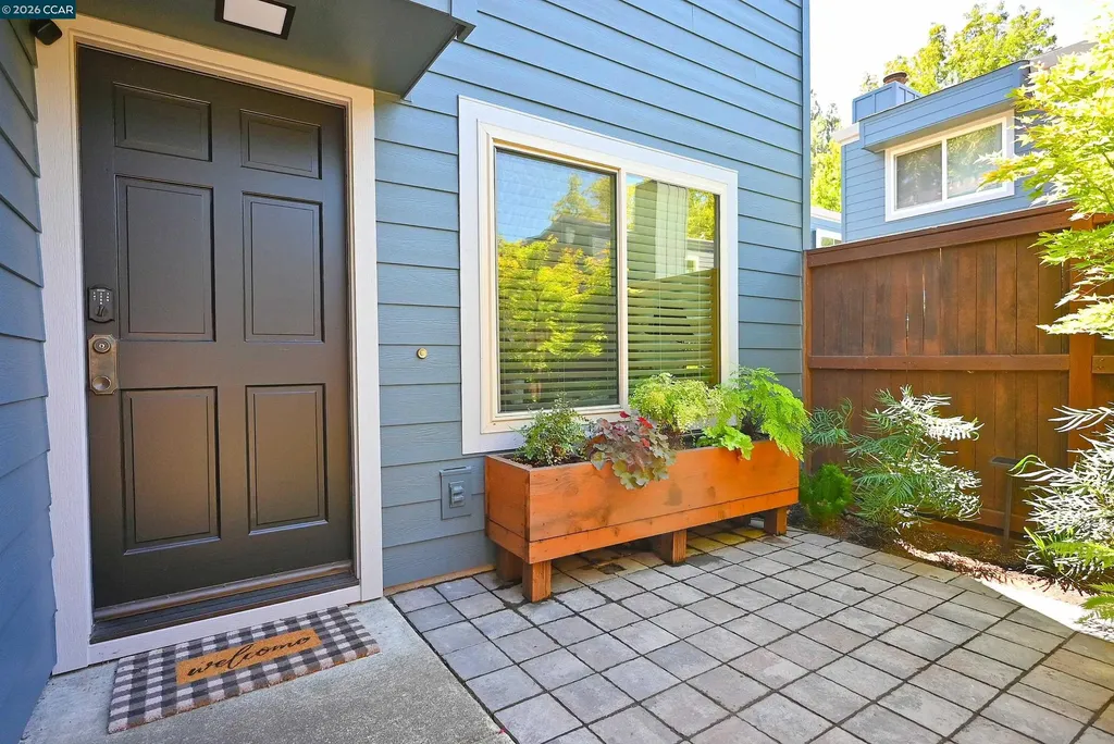 1290 Honey Trail Walnut Creek CA 94597