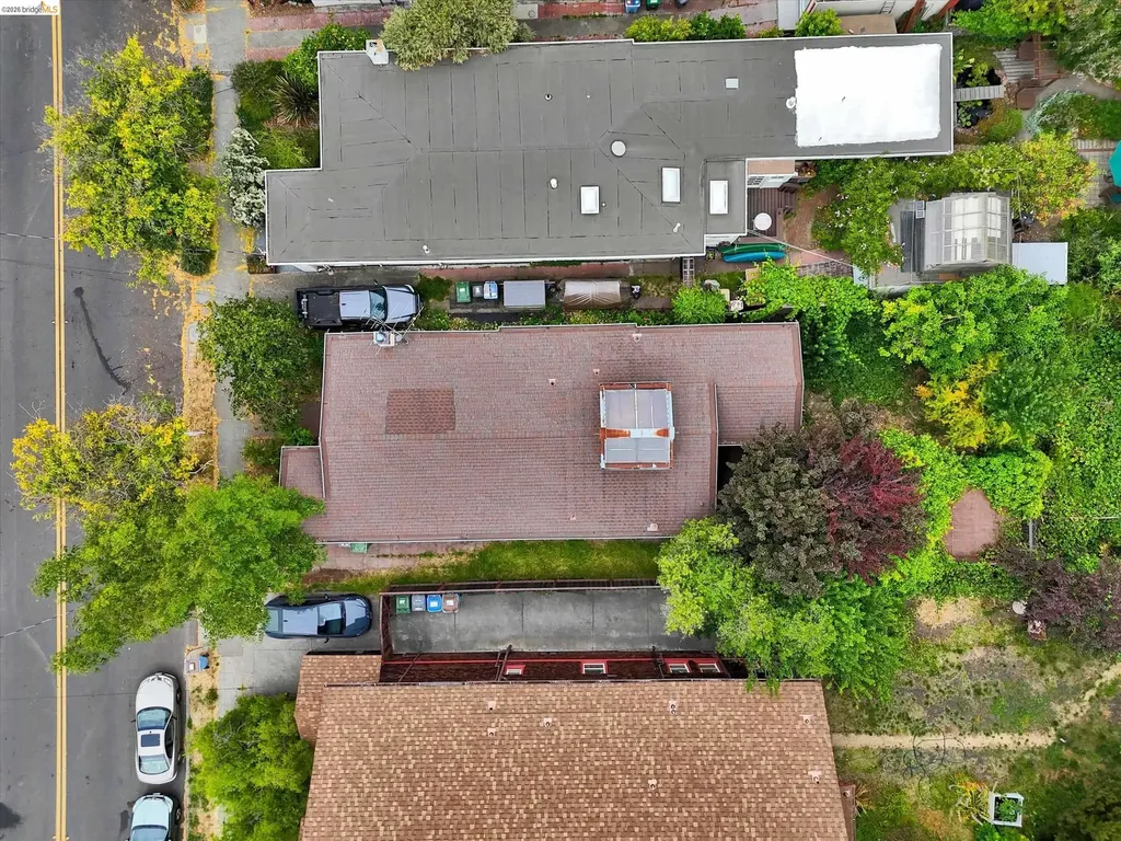 2219 Derby Street Berkeley CA 94705