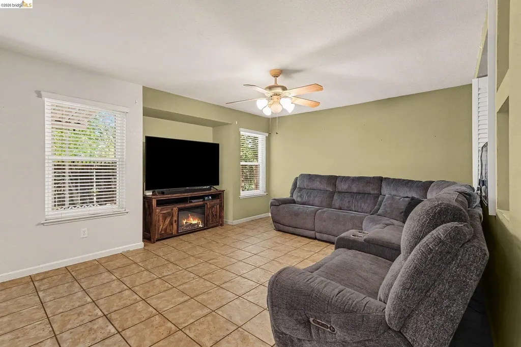 219 Brushwood Place Brentwood CA 94513