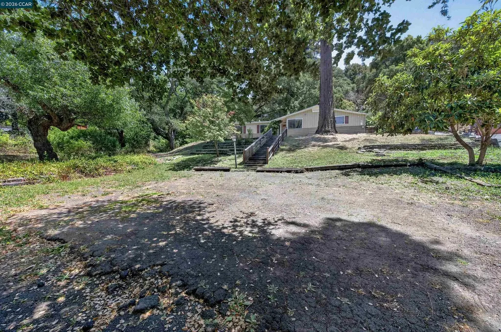 3 Shadow Creek Lane Orinda CA 94563