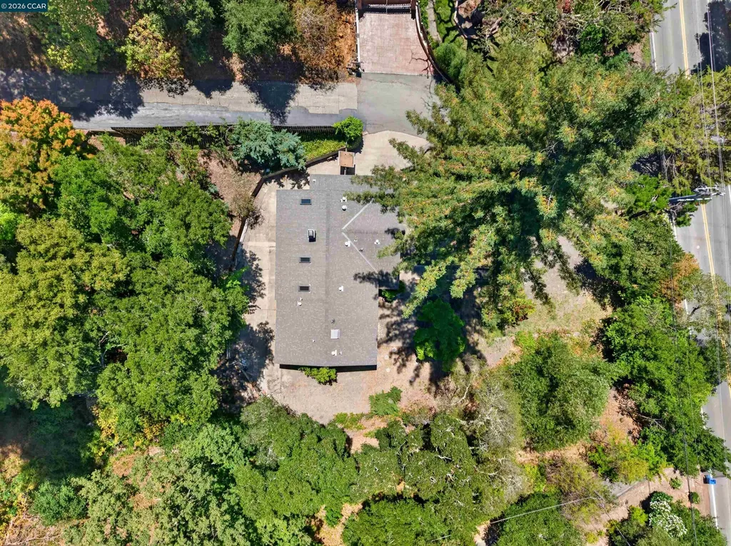 3 Shadow Creek Lane Orinda CA 94563