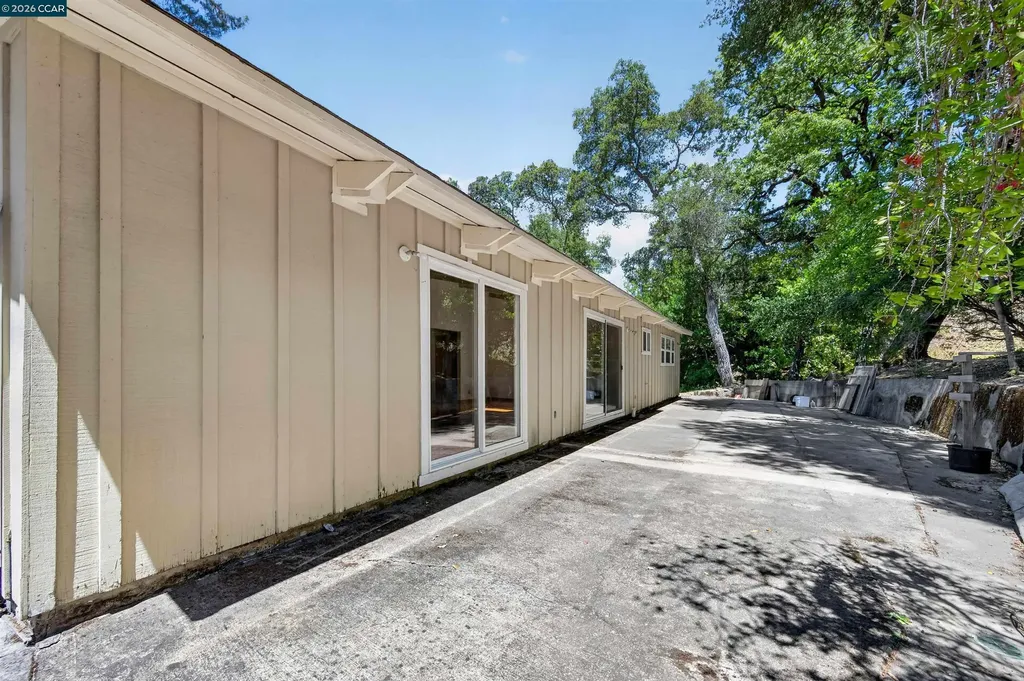3 Shadow Creek Lane Orinda CA 94563