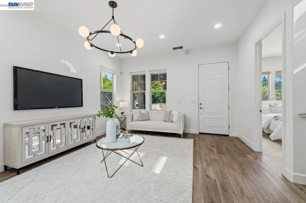3135 Central Parkway Dublin CA 94568