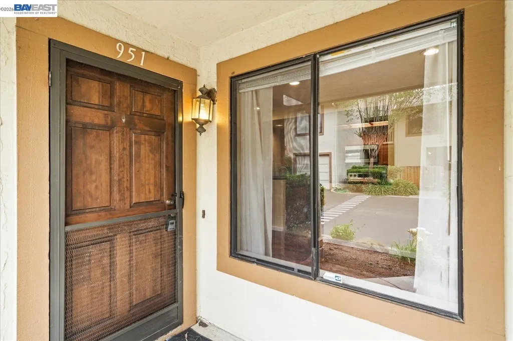 951 Cherry Glen Circle Fremont CA 94536