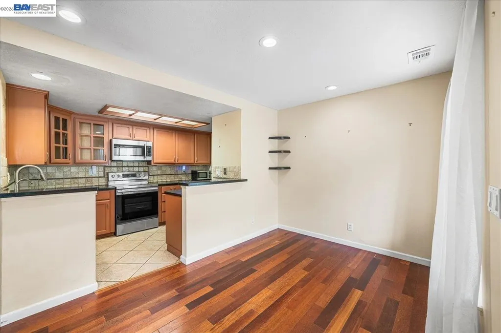 951 Cherry Glen Circle Fremont CA 94536