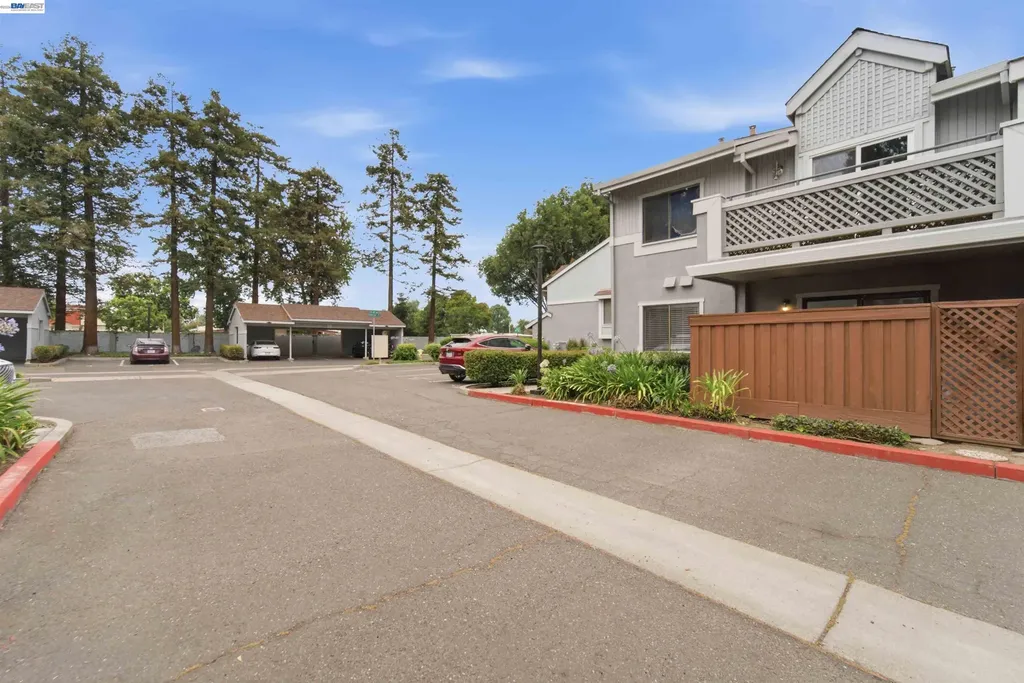 4664 Devonshire Common Fremont CA 94536