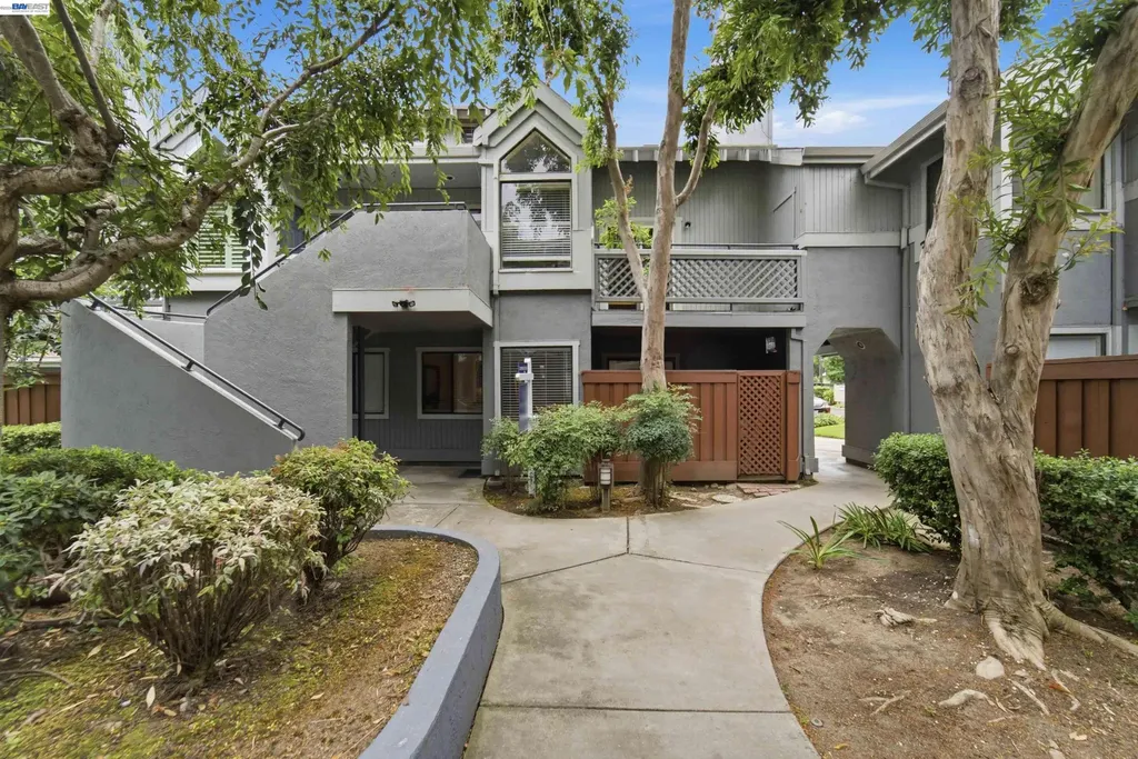 4664 Devonshire Common Fremont CA 94536