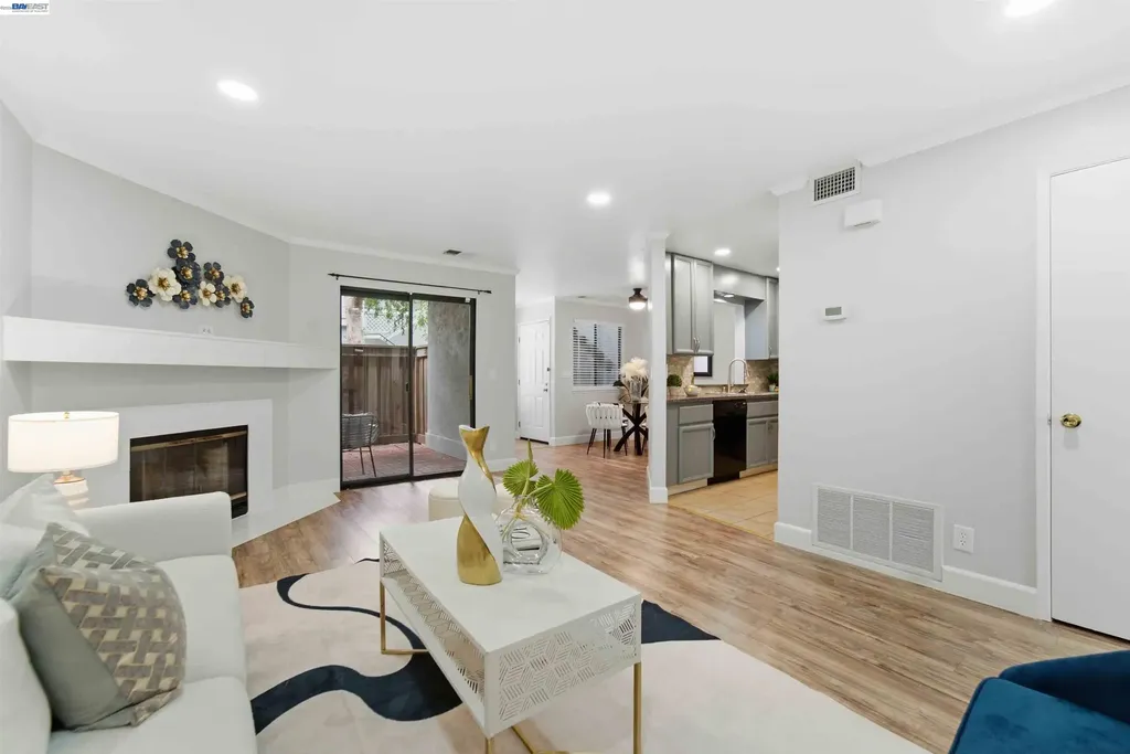4664 Devonshire Common Fremont CA 94536