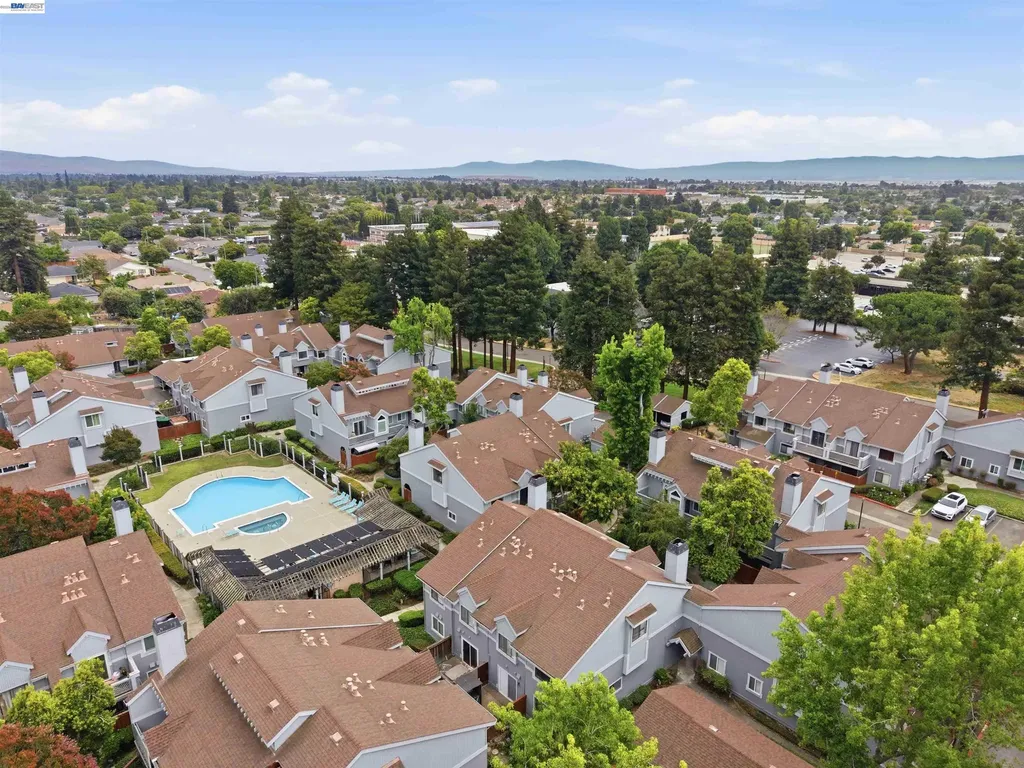 4664 Devonshire Common Fremont CA 94536