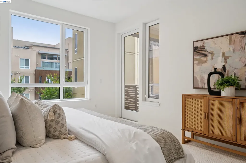 2339 Kinetic Common Fremont CA 94539