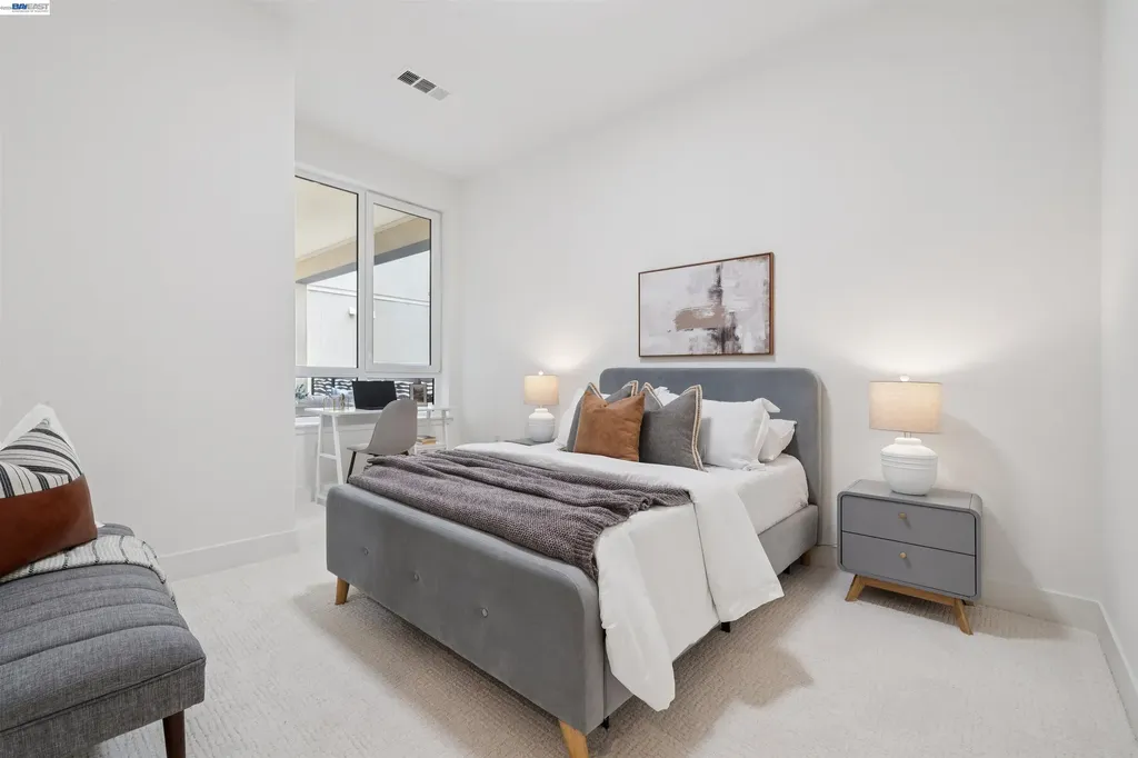 2339 Kinetic Common Fremont CA 94539