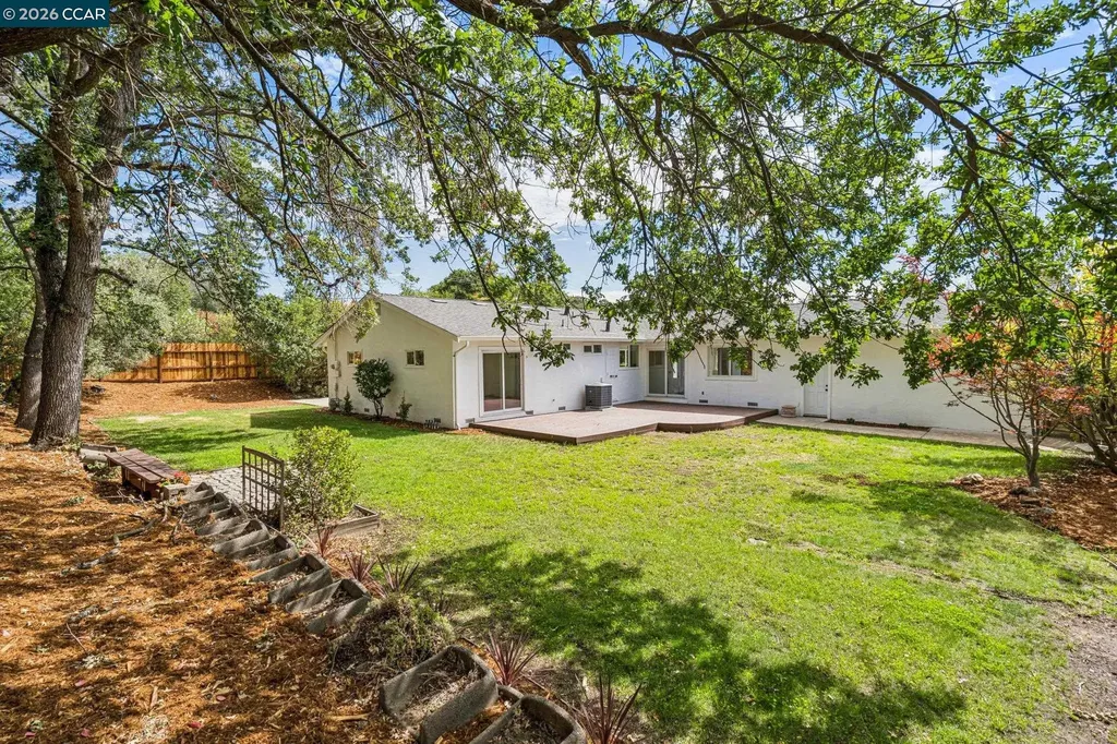 1857 Del Este Street Lafayette CA 94549