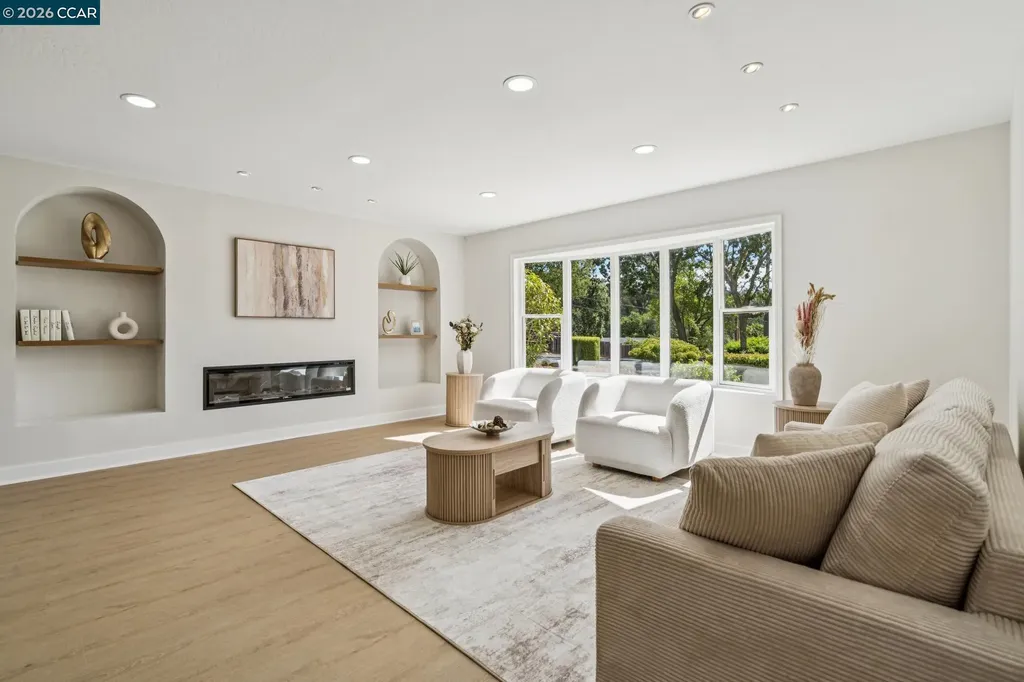 1857 Del Este Street Lafayette CA 94549