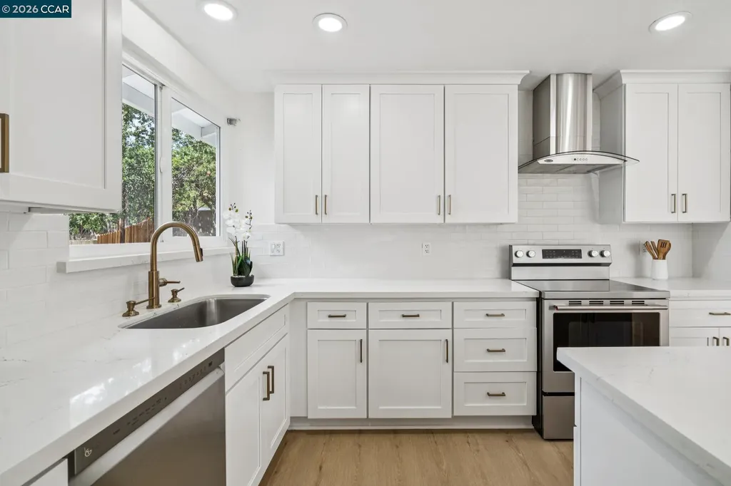 1857 Del Este Street Lafayette CA 94549