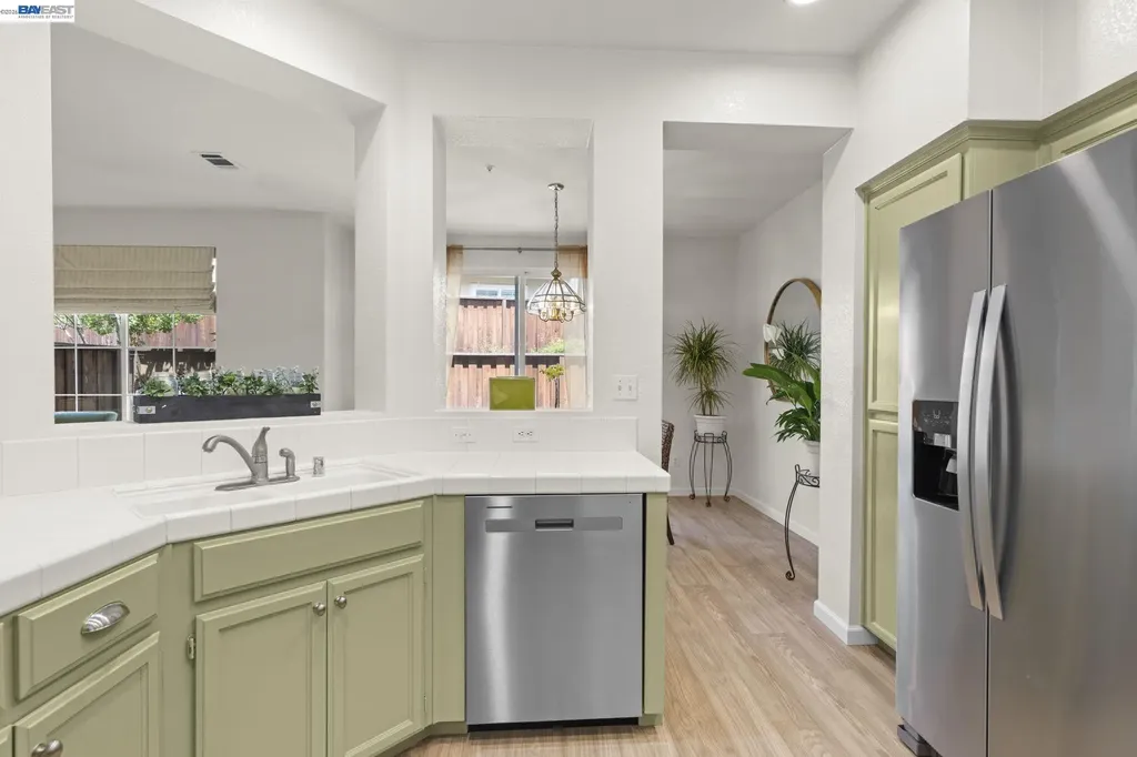 10706 Ian Lane Dublin CA 94568