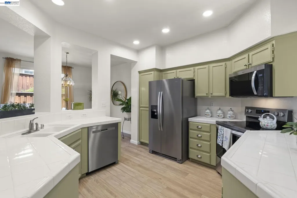 10706 Ian Lane Dublin CA 94568