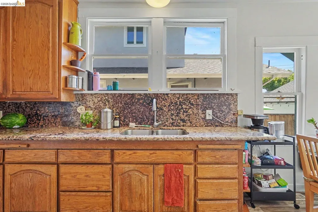 1446 Fernside Boulevard Alameda CA 94501