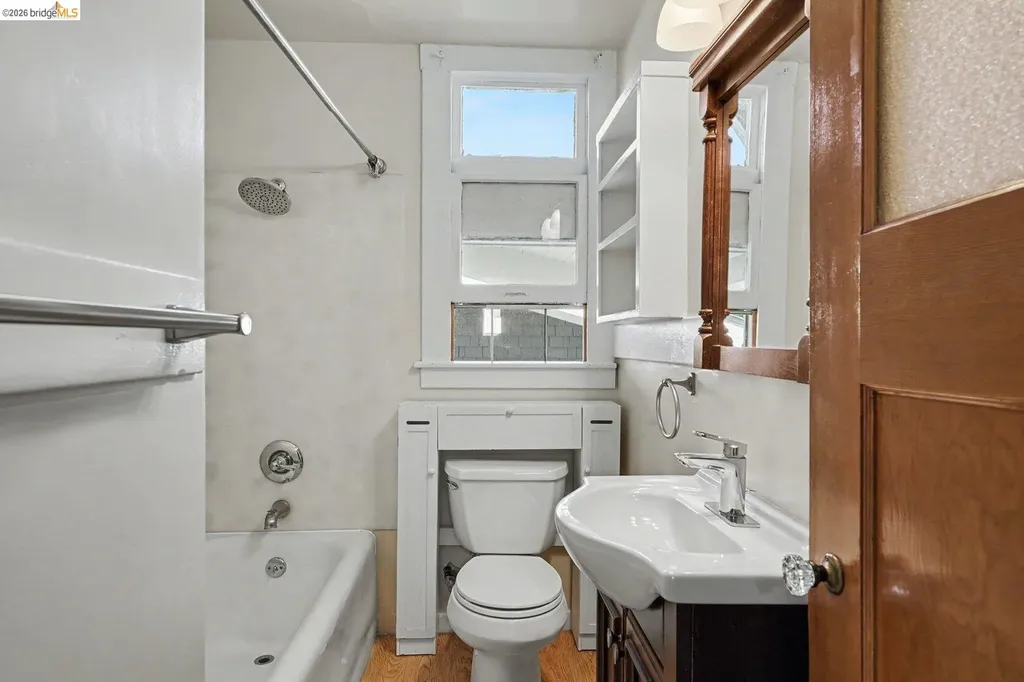 1446 Fernside Boulevard Alameda CA 94501