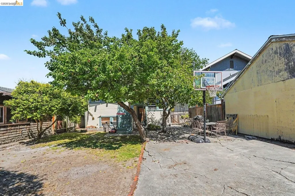 1446 Fernside Boulevard Alameda CA 94501