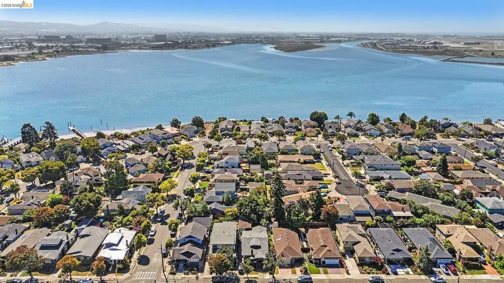 1446 Fernside Boulevard Alameda CA 94501