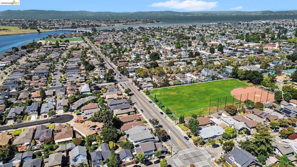 1446 Fernside Boulevard Alameda CA 94501