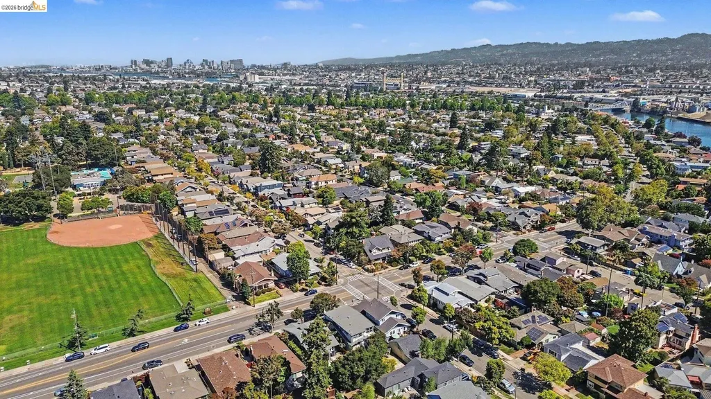 1446 Fernside Boulevard Alameda CA 94501