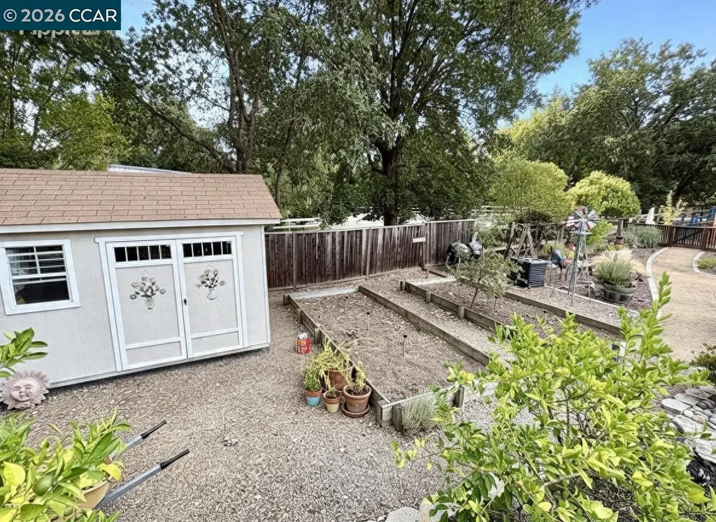 162 La Questa Drive Danville CA 94526