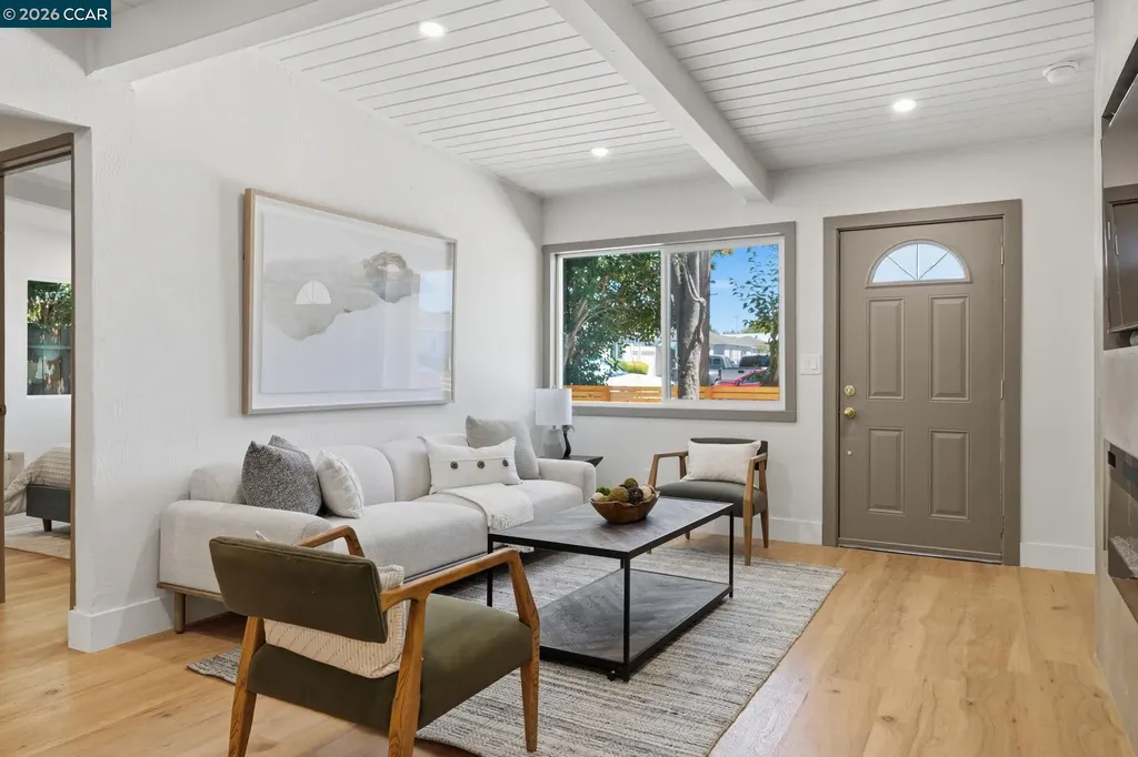 22807 Alice Street Hayward CA 94541