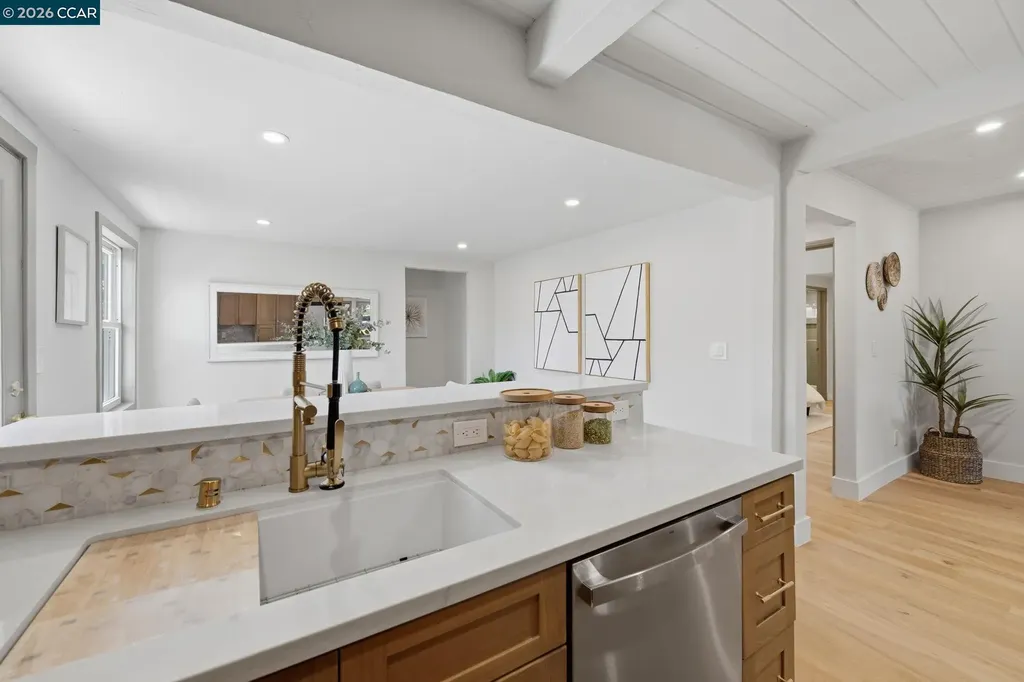 22807 Alice Street Hayward CA 94541