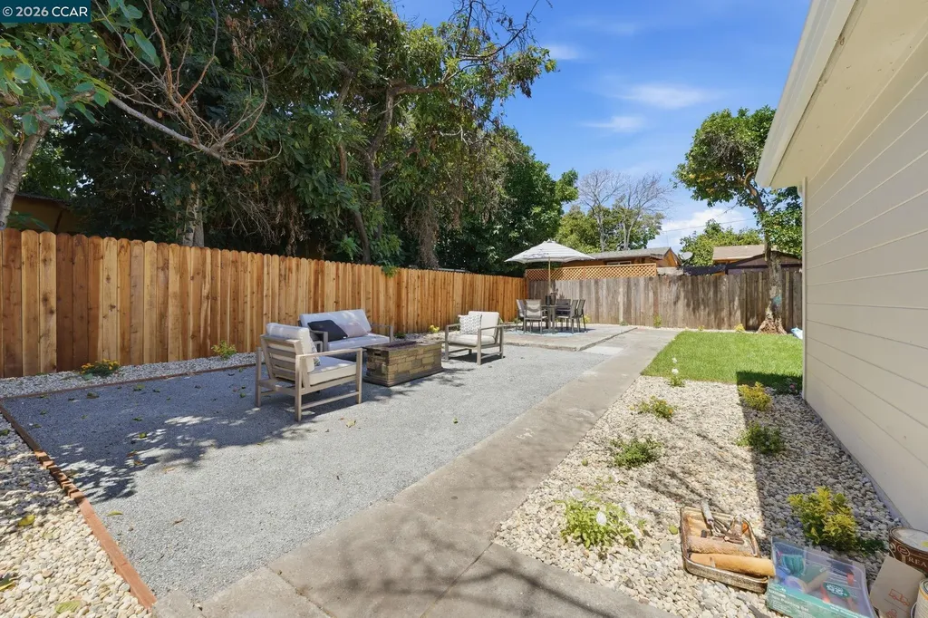 22807 Alice Street Hayward CA 94541