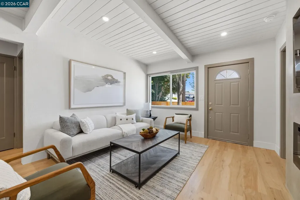 22807 Alice Street Hayward CA 94541